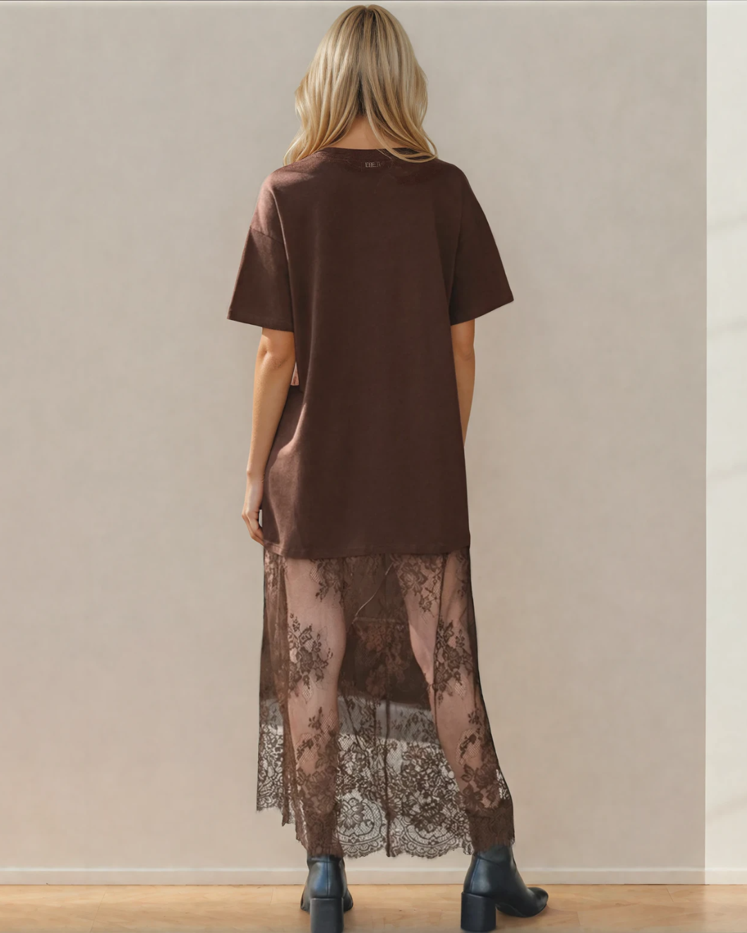 Nayeli Short Sleeve T Shirt Lace Maxi Dress - Red Sandlewood