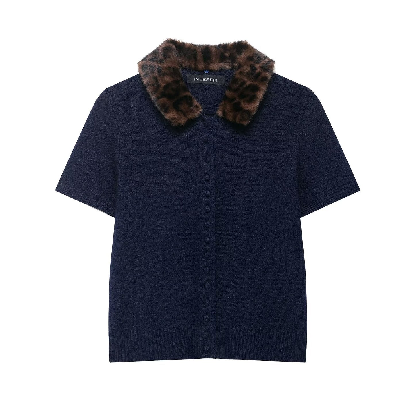 Women Animal Print Neckline Knitted Coat