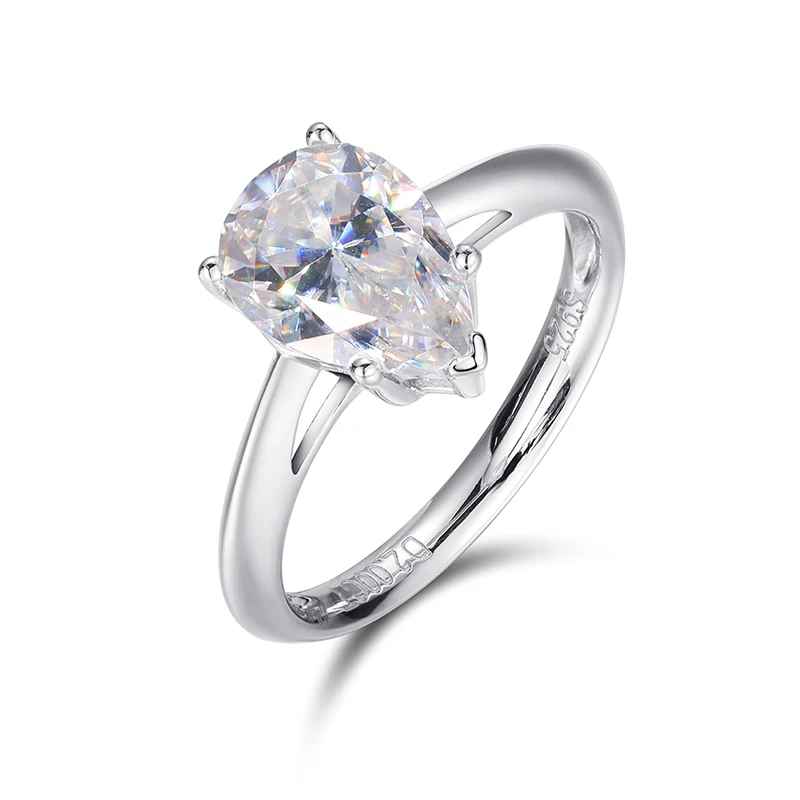 GC Celeste Pear Ring | 925 Silver VVS Moissanite