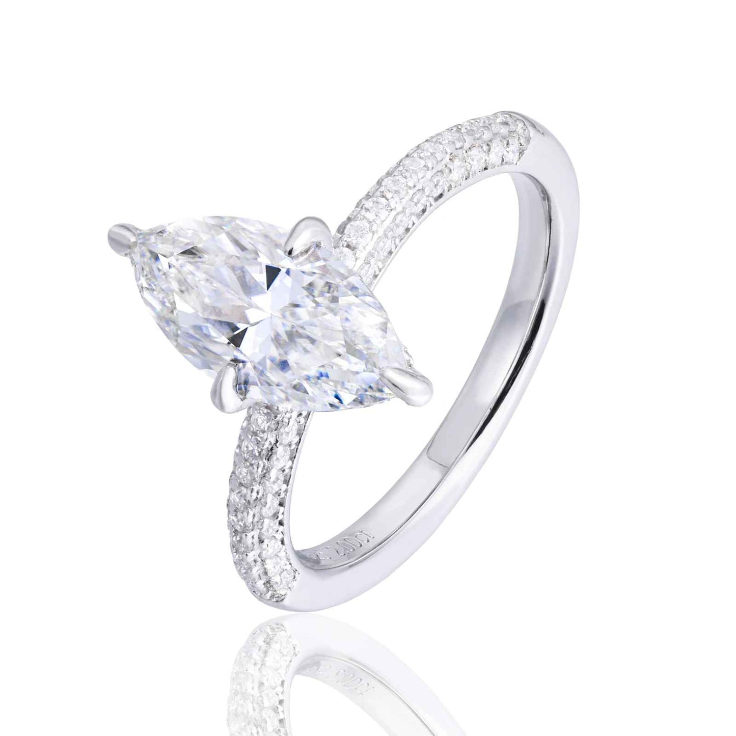 Étoile Marquise VVS Engagement Ring