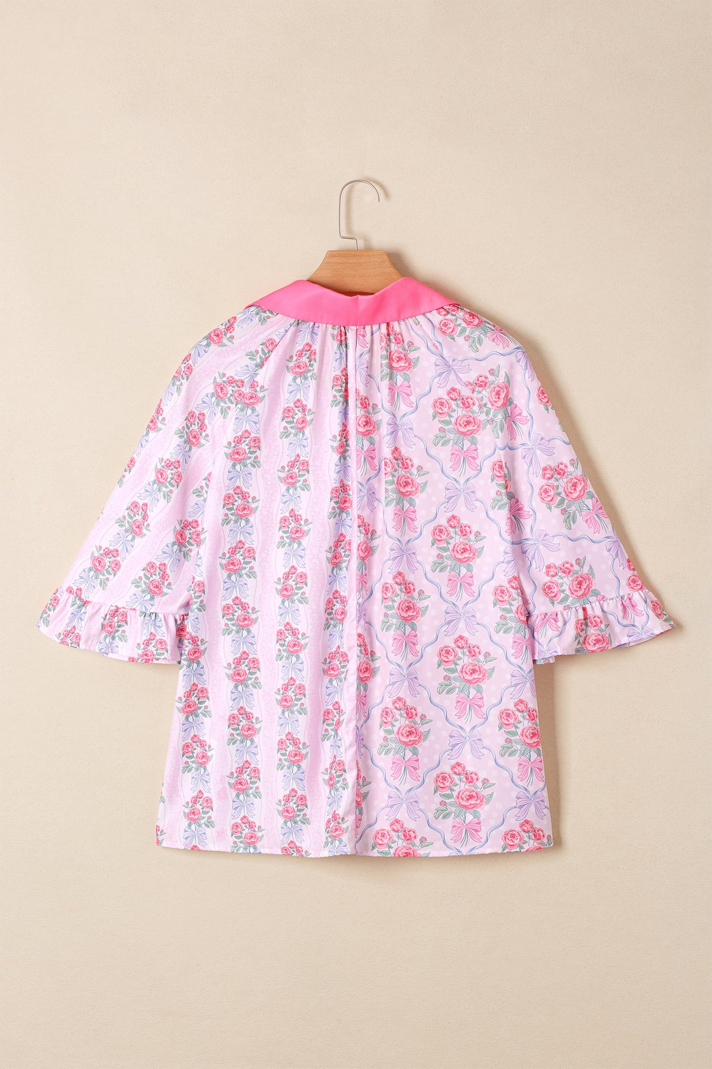 Floral Collared V-Neck Ruffle 3/4 Sleeve Shirt