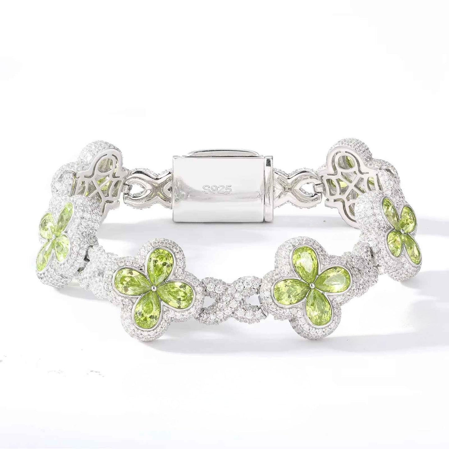 Fleur d’Éternité Moissanite Bracelet White