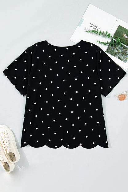 Plus Size Polka Dot Scallop Hem T-Shirt
