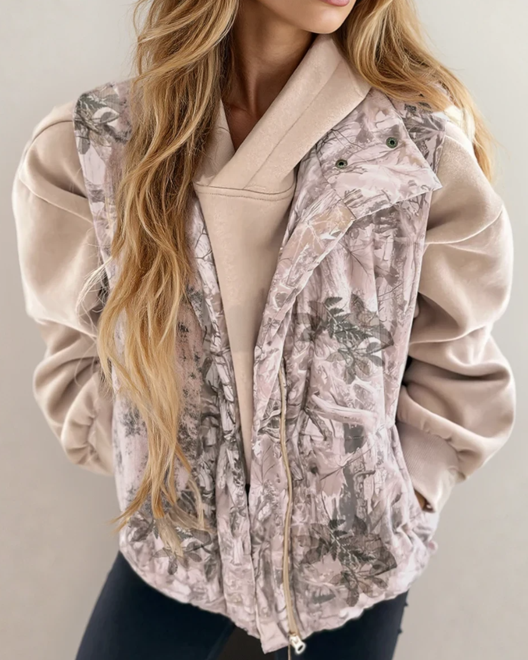 Tessa Camo Leaf Print Winter Puffer Vest - Camo