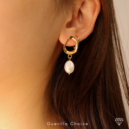 SEASHELL PEARL EARRINGS