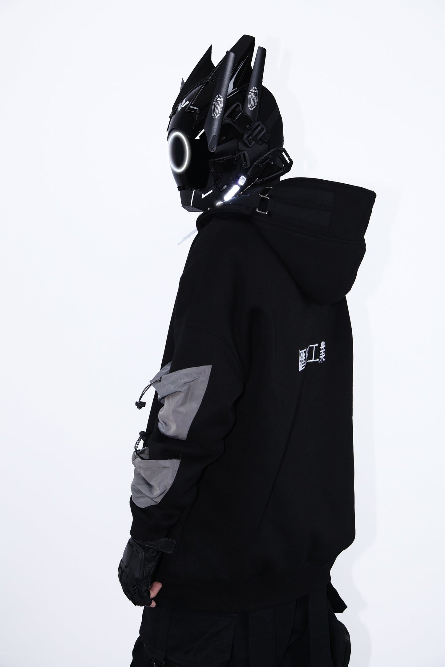 B-Ci White Tech Mask