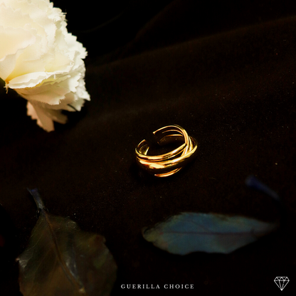 RENÉE CHARM GOLD RING