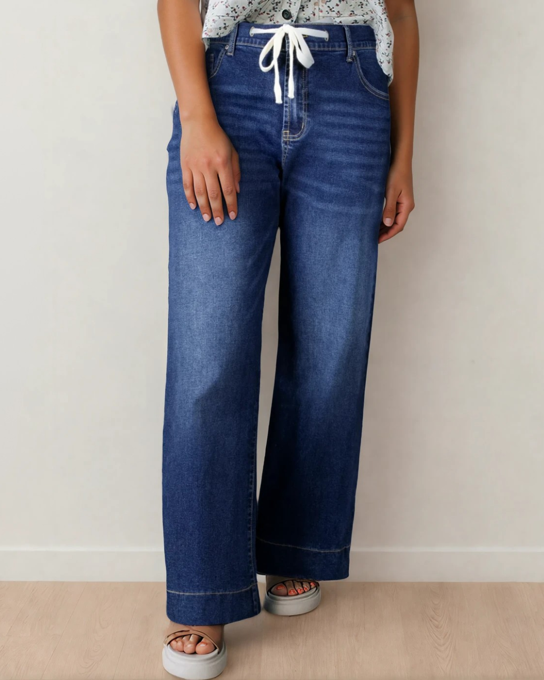 Ainsley Wash Contrast Lace-up Plus Size Jeans -Dark Wash