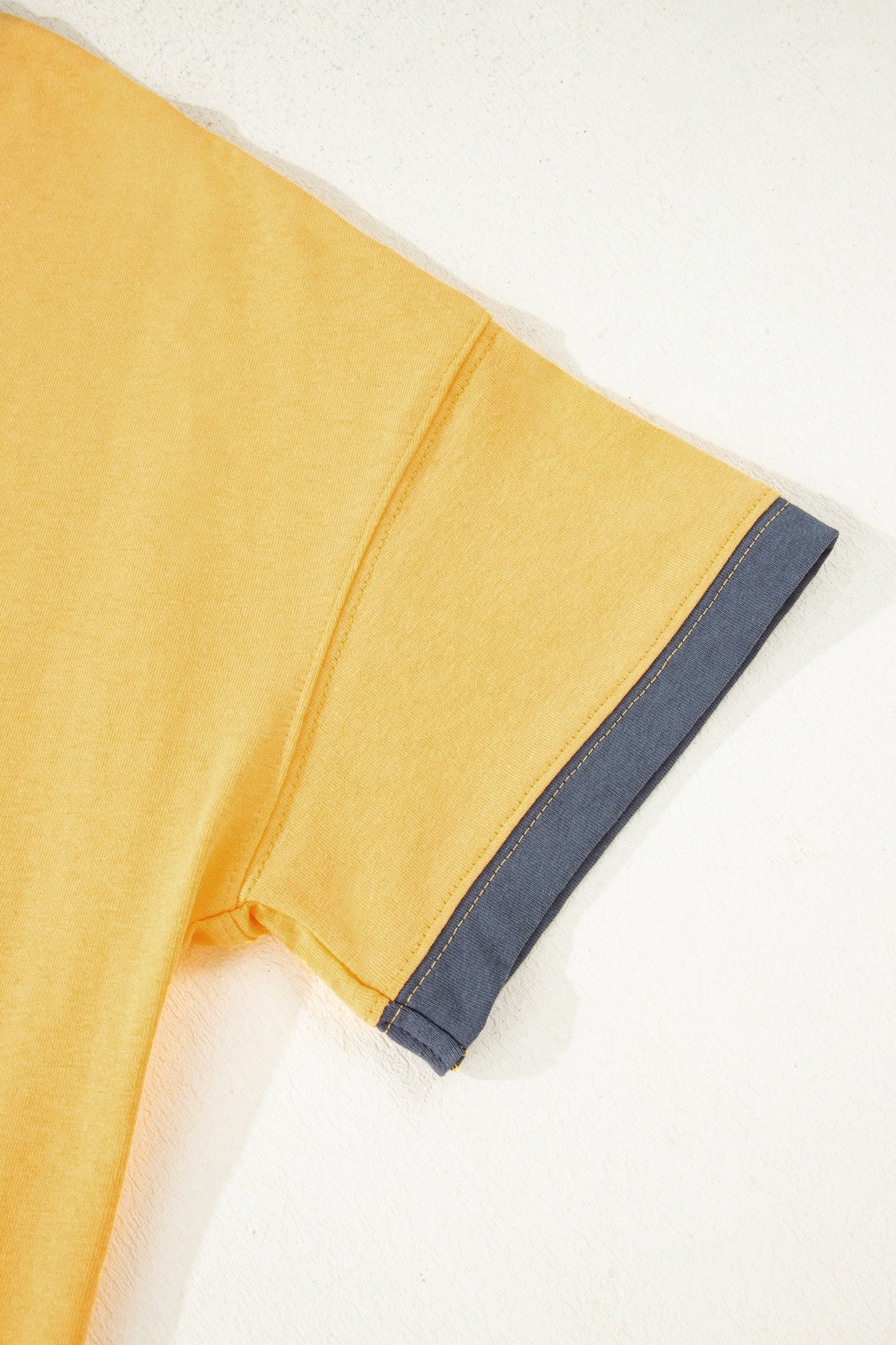 Contrast Trim Raw Hem Short Sleeve Top