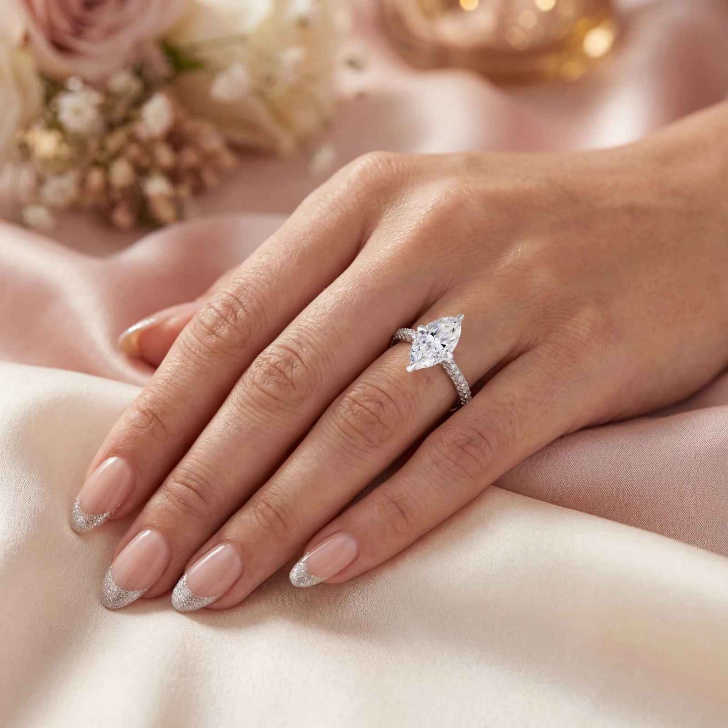 Étoile Marquise VVS Engagement Ring