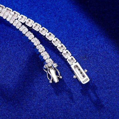 Élégance Lumière 4mm Moissanite Tennis Bracelet in Sterling Silver