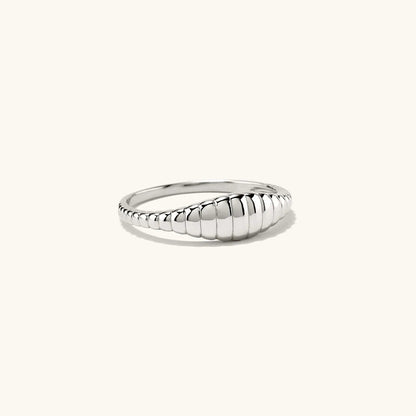 L’Anneau Sculpté Ring