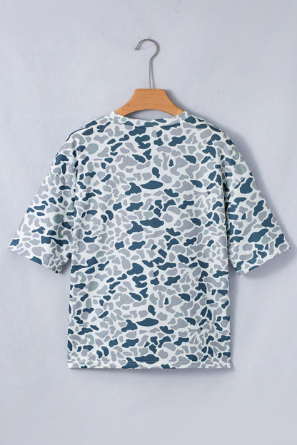 Camo Chest Pocket V-Neck Short Sleeve Tee