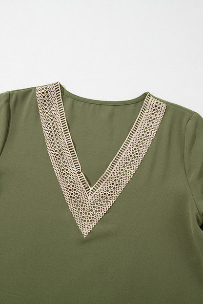 Contrast Lace Trim V-Neck Short Sleeve Blouse