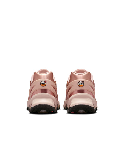 Nike Womens Air Max Dn8 Metallc - Red Bronze