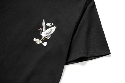YeT028 Crane and Waves Tee