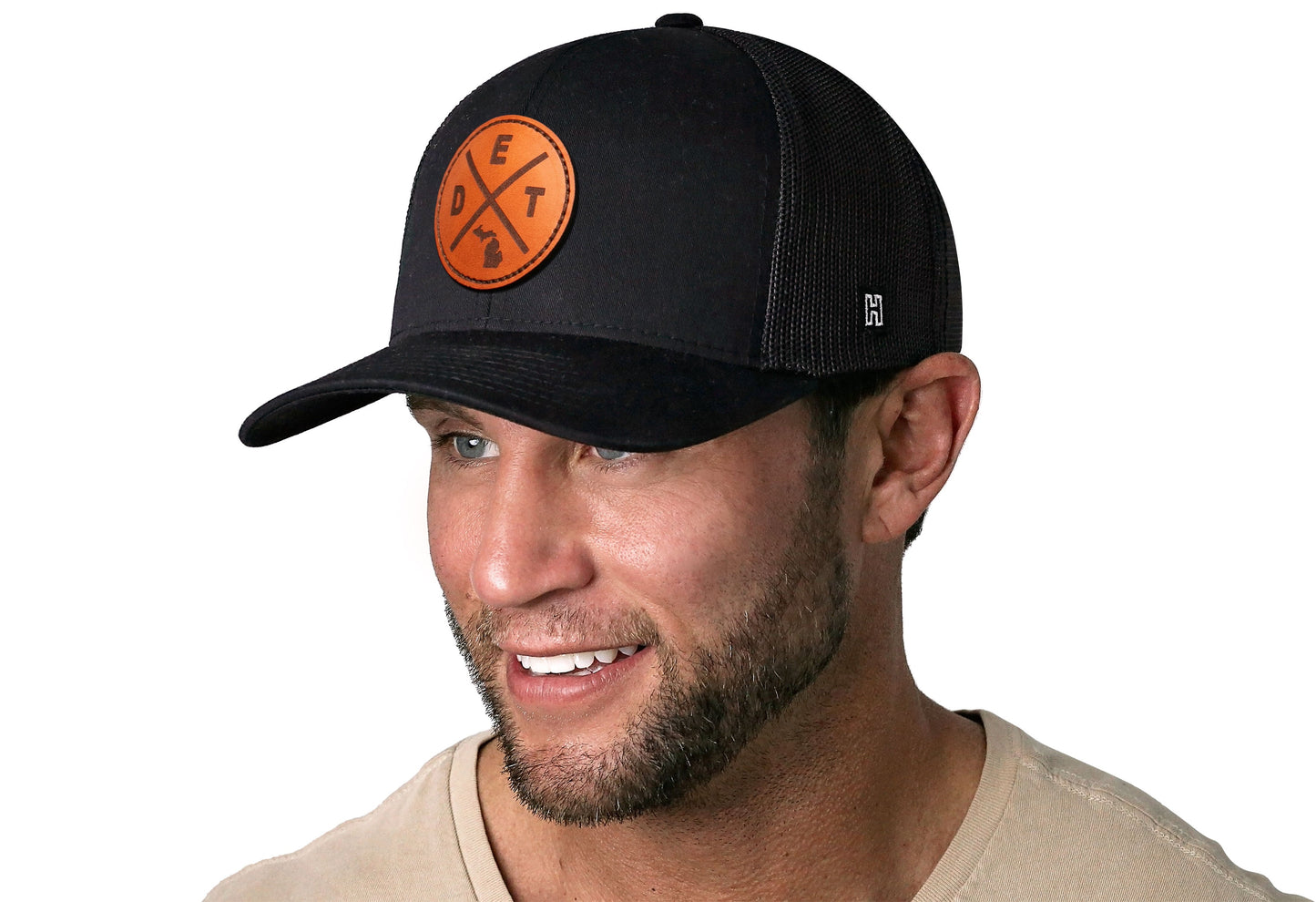 Detroit Trucker Hat Leather  |  Black DET X Snapback