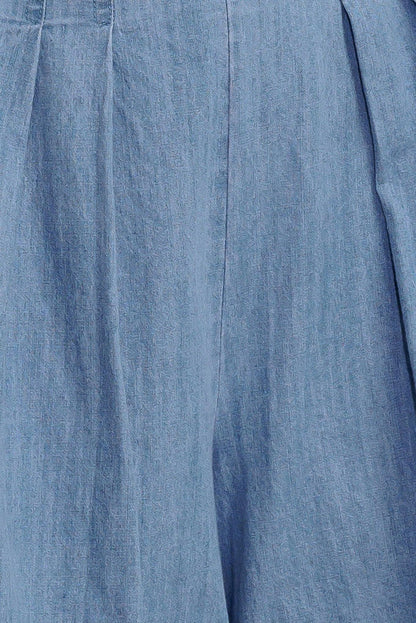 SERENITY HILL CHAMBRAY SHORT