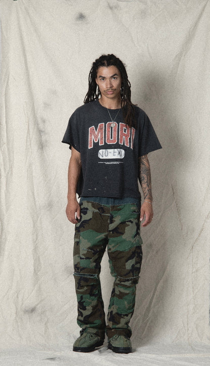 "NO EXIT" BOXY CROP TEE