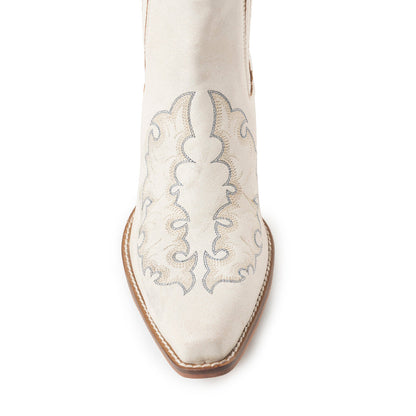 Dearling Ranch Booties In White