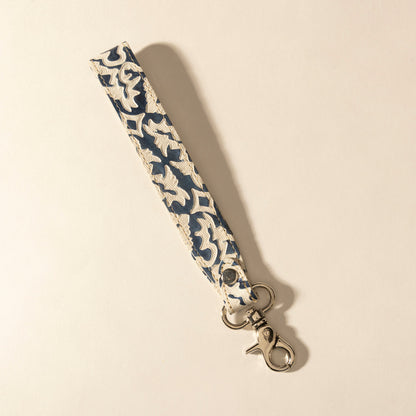 Myra Mojave Day Leather Keyfob in Dark Ivory