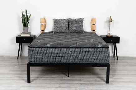 Brooklyn Bedding Black Class Plush
