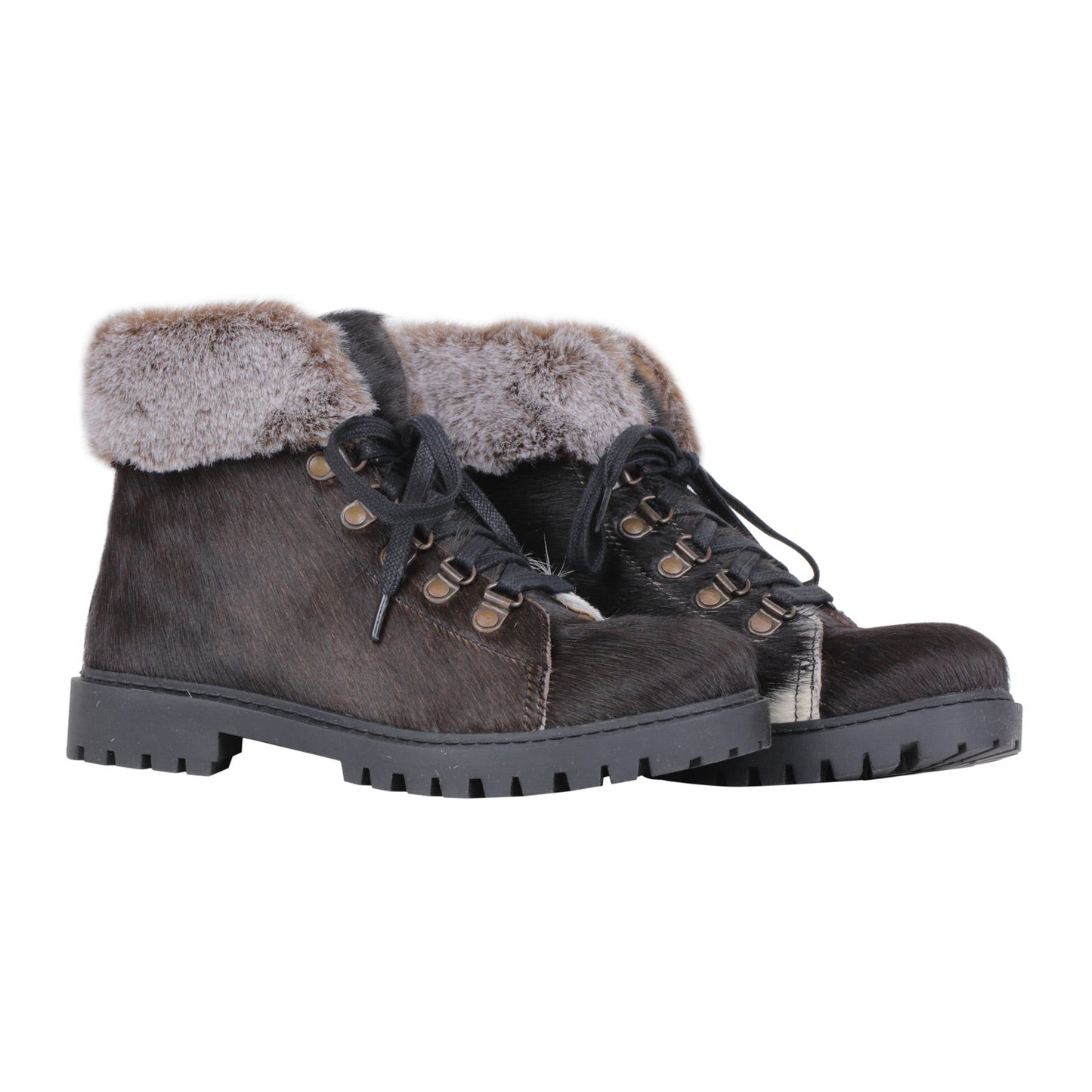 Turbulent Boots