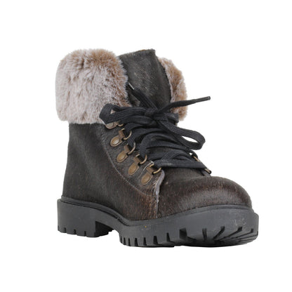 Turbulent Boots