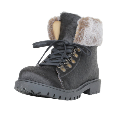 Turbulent Boots